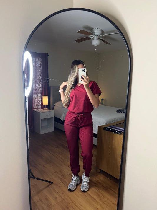 Holiday Gift Ideas for Nurses: Thoughtful & Practical Gifts