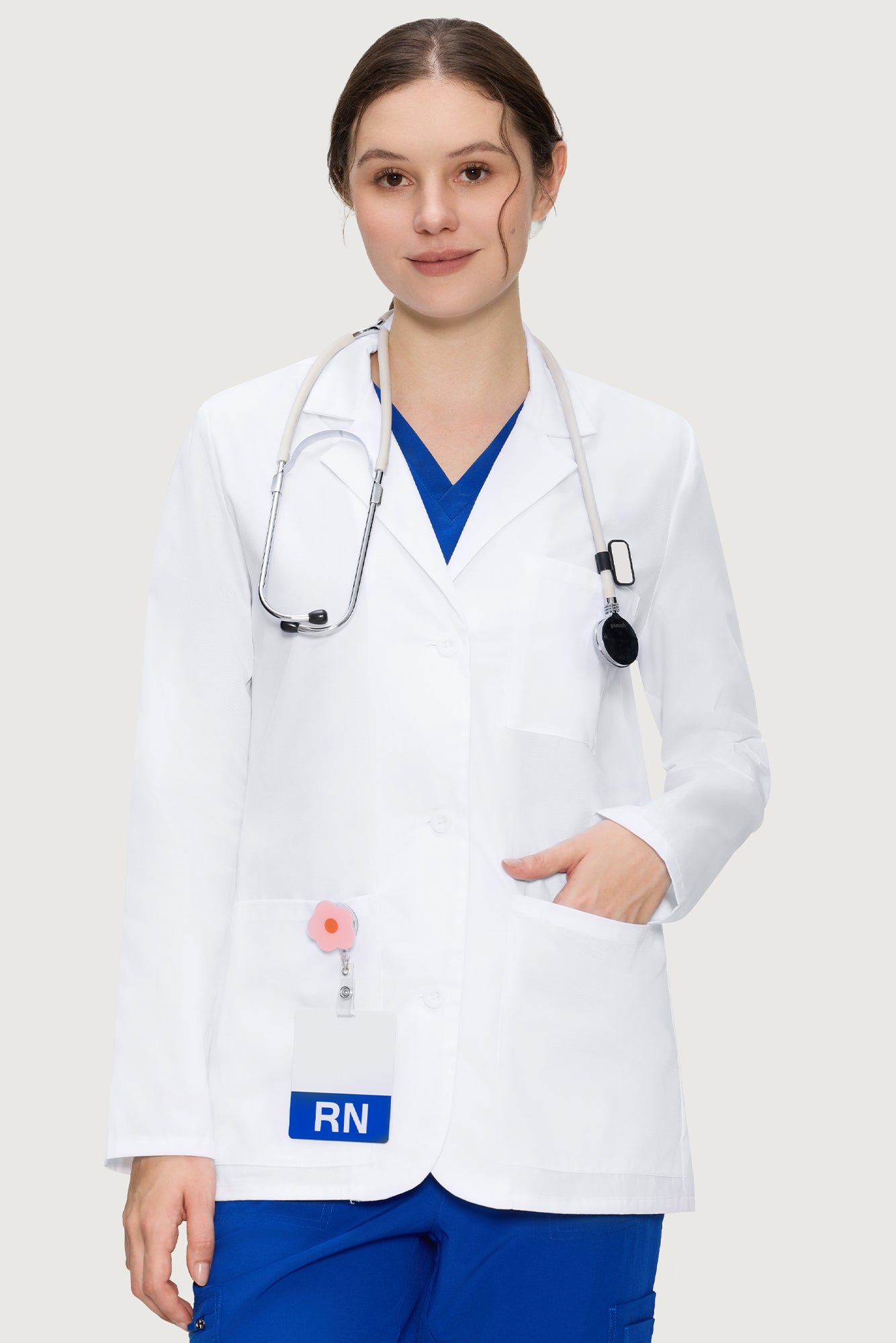 Lab Coat for Women with 3 Pockets, Professional White Women's Lab Coat Long Sleeve, Hip-Length Fit