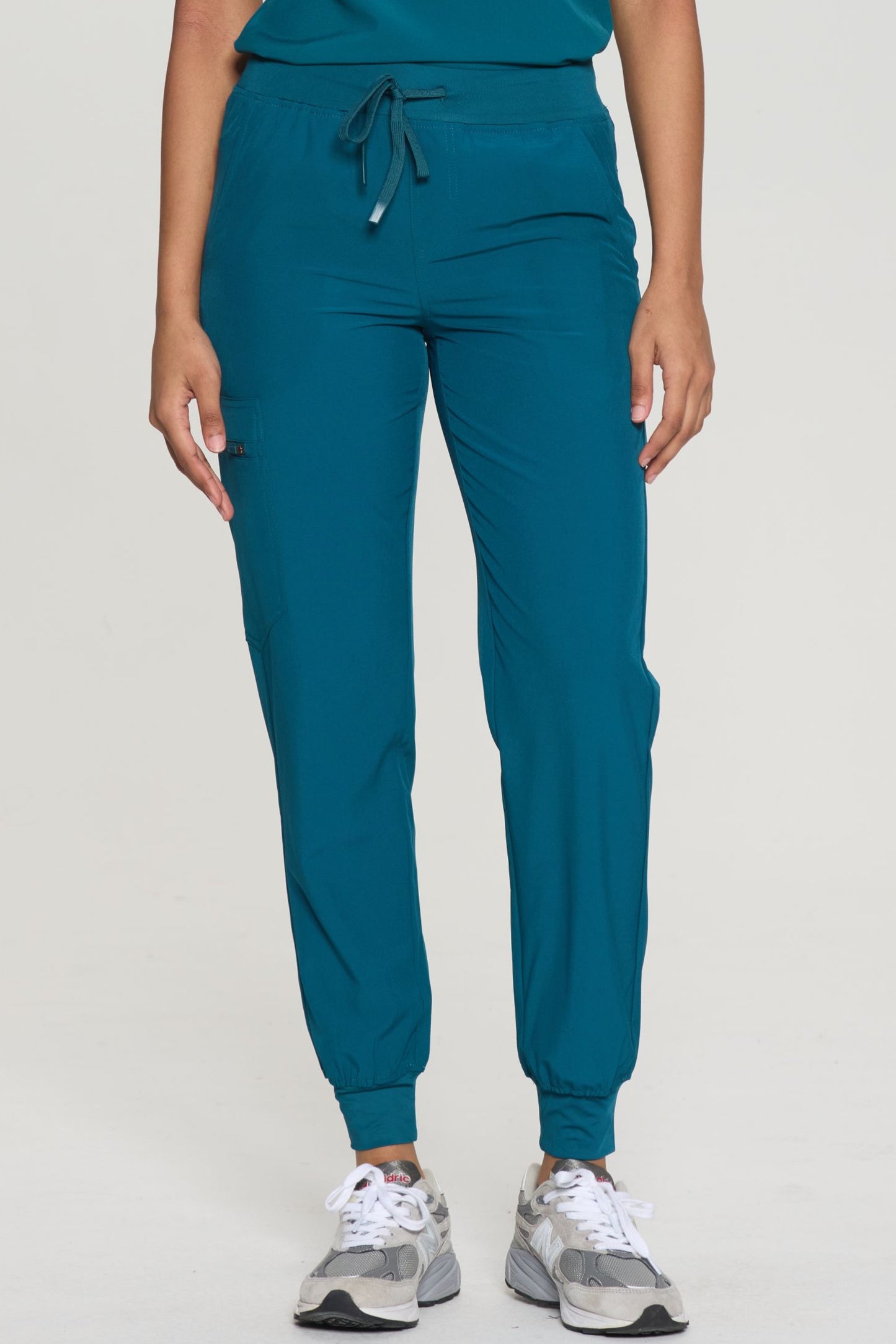 COZYFIT Slim Fit Jogger Scrubs Pants for Women with 5 pockets