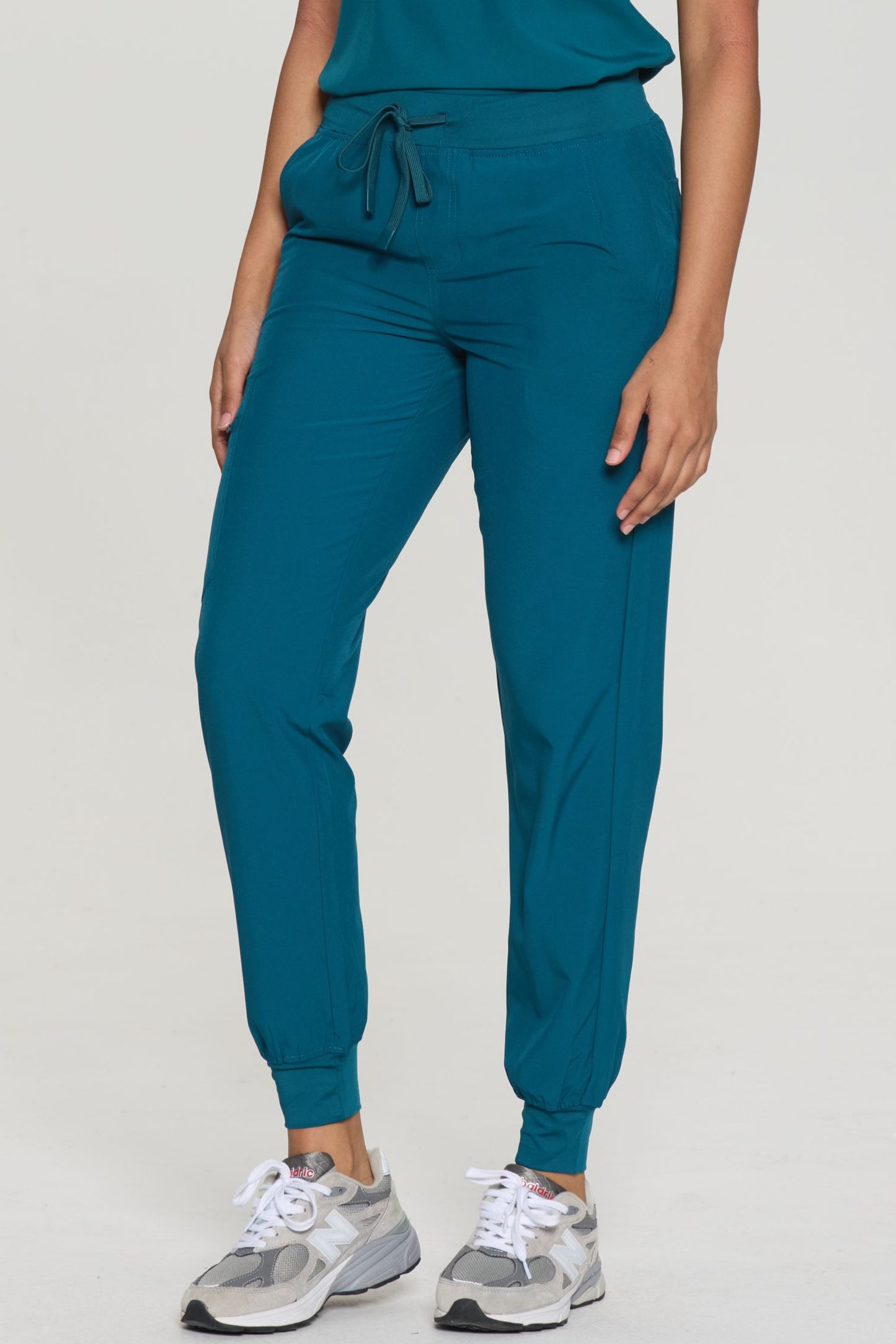 COZYFIT Slim Fit Jogger Scrubs Pants for Women with 5 pockets