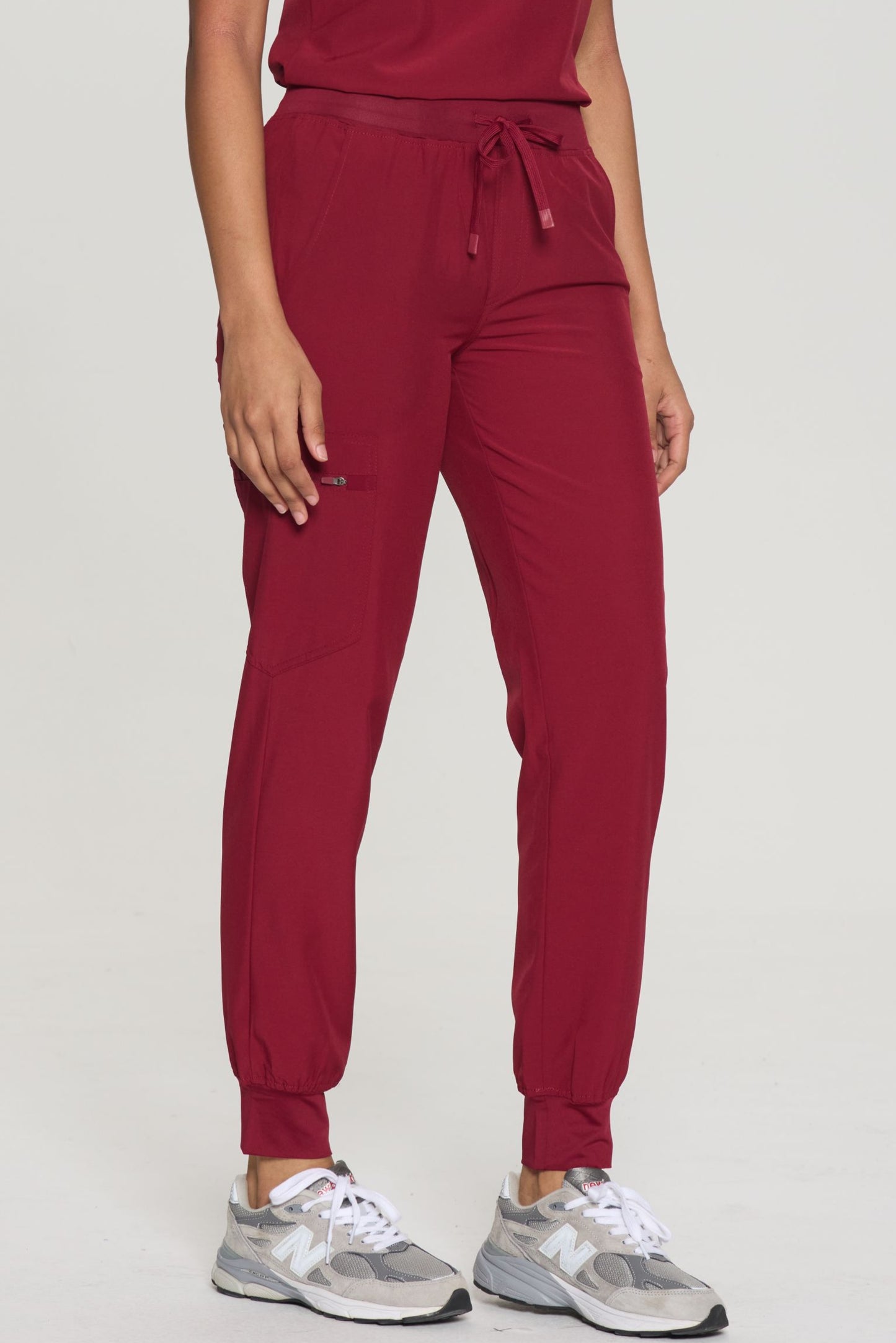 COZYFIT Slim Fit Jogger Scrubs Pants for Women with 5 pockets