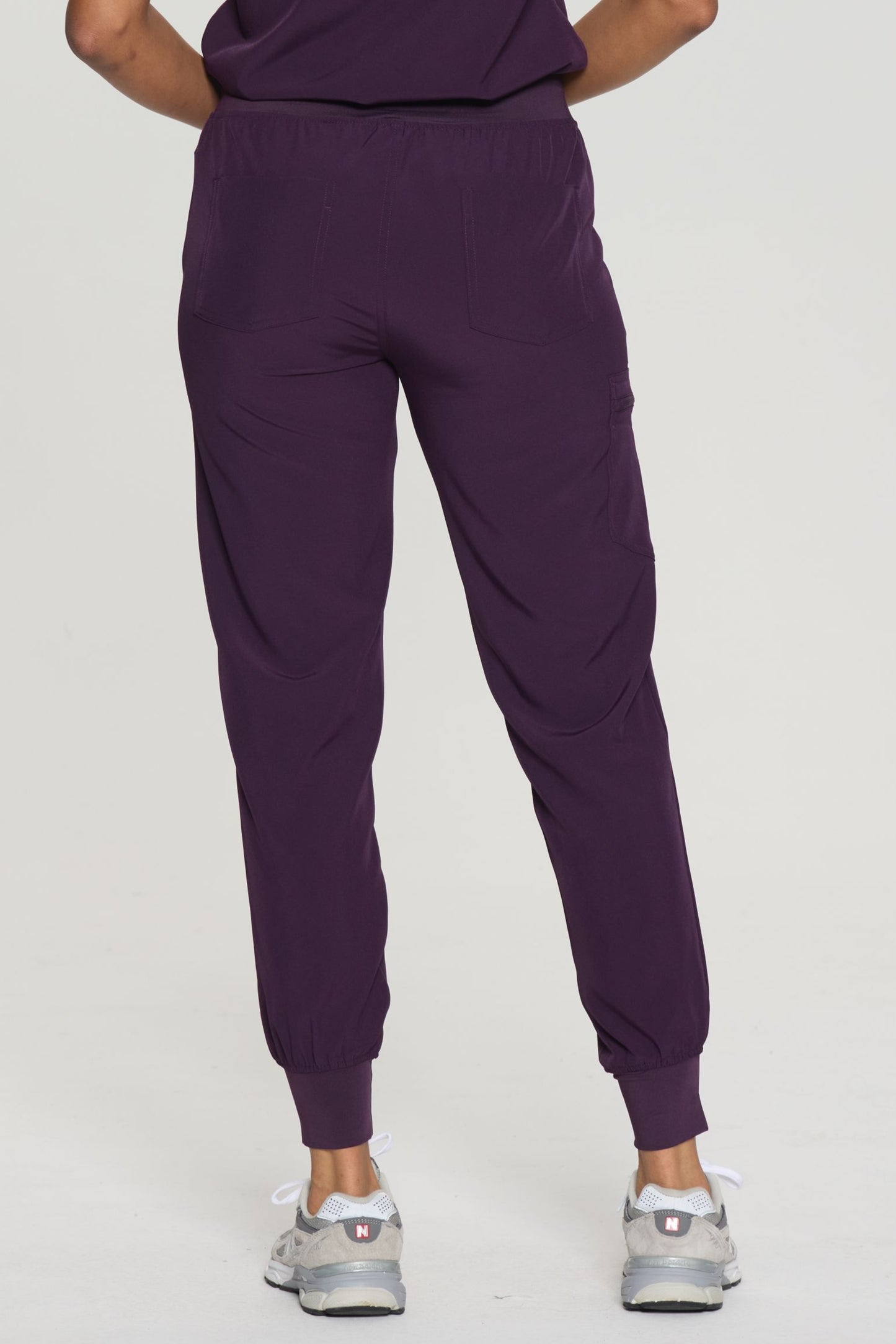 COZYFIT Slim Fit Jogger Scrubs Pants for Women with 5 pockets