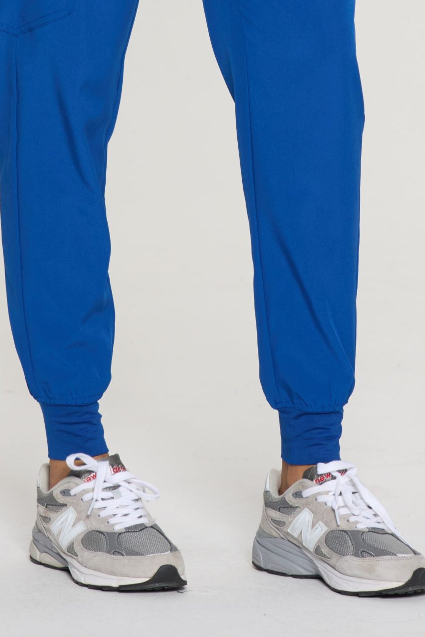 COZYFIT Slim Fit Jogger Scrubs Pants for Women with 5 pockets