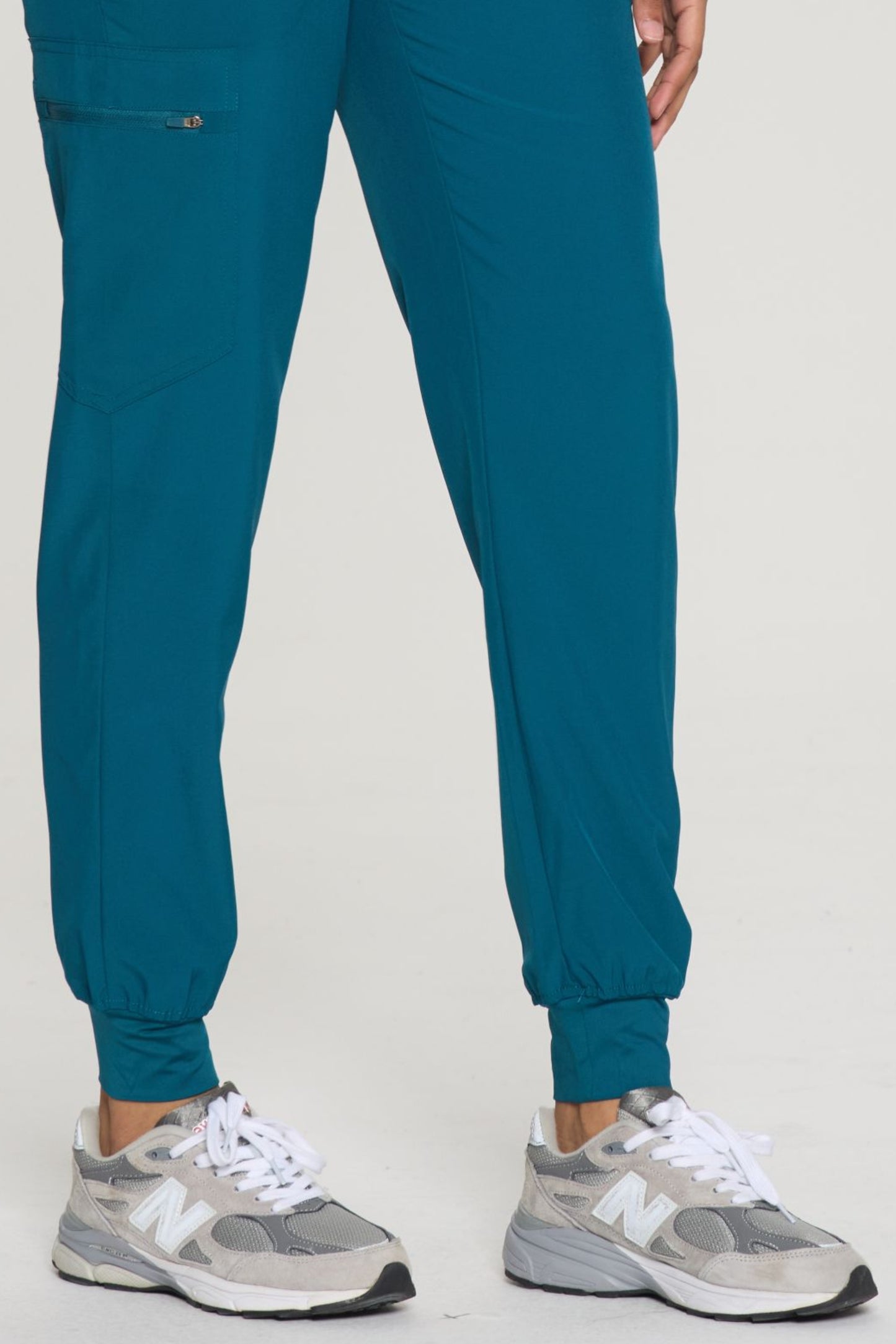 COZYFIT Slim Fit Jogger Scrubs Pants for Women with 5 pockets