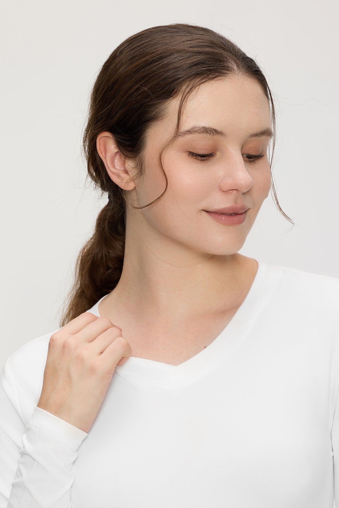 Women’s Underscrub Tee Comfort V-Neck Long Sleeve Undershirt with Soft & Easy Care Fabric