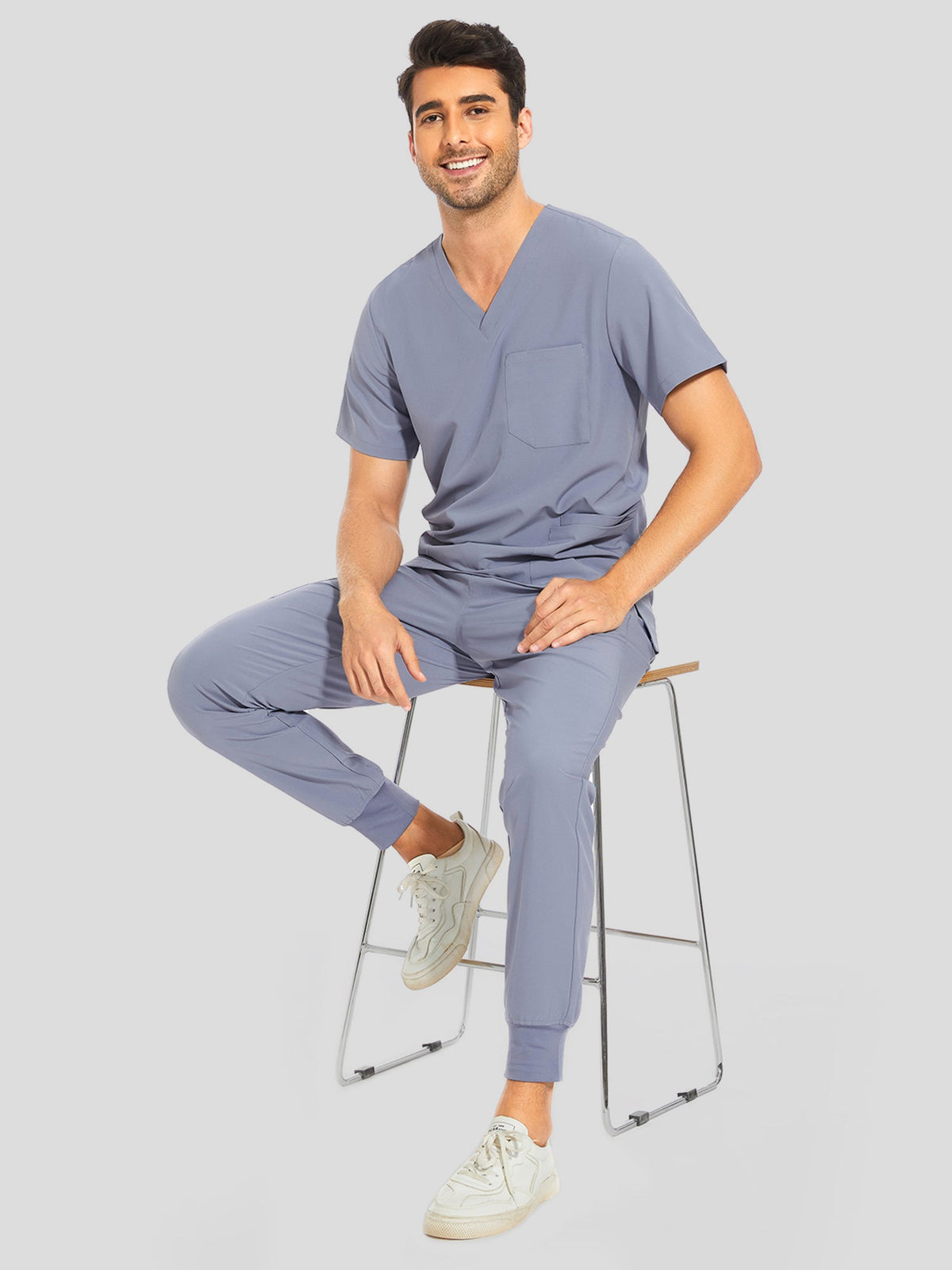 Why Scrubs Are a Staple in Medical Professional Wardrobes