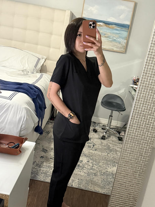 What Comfortable Scrubs Really Mean on a 12-Hour Shift