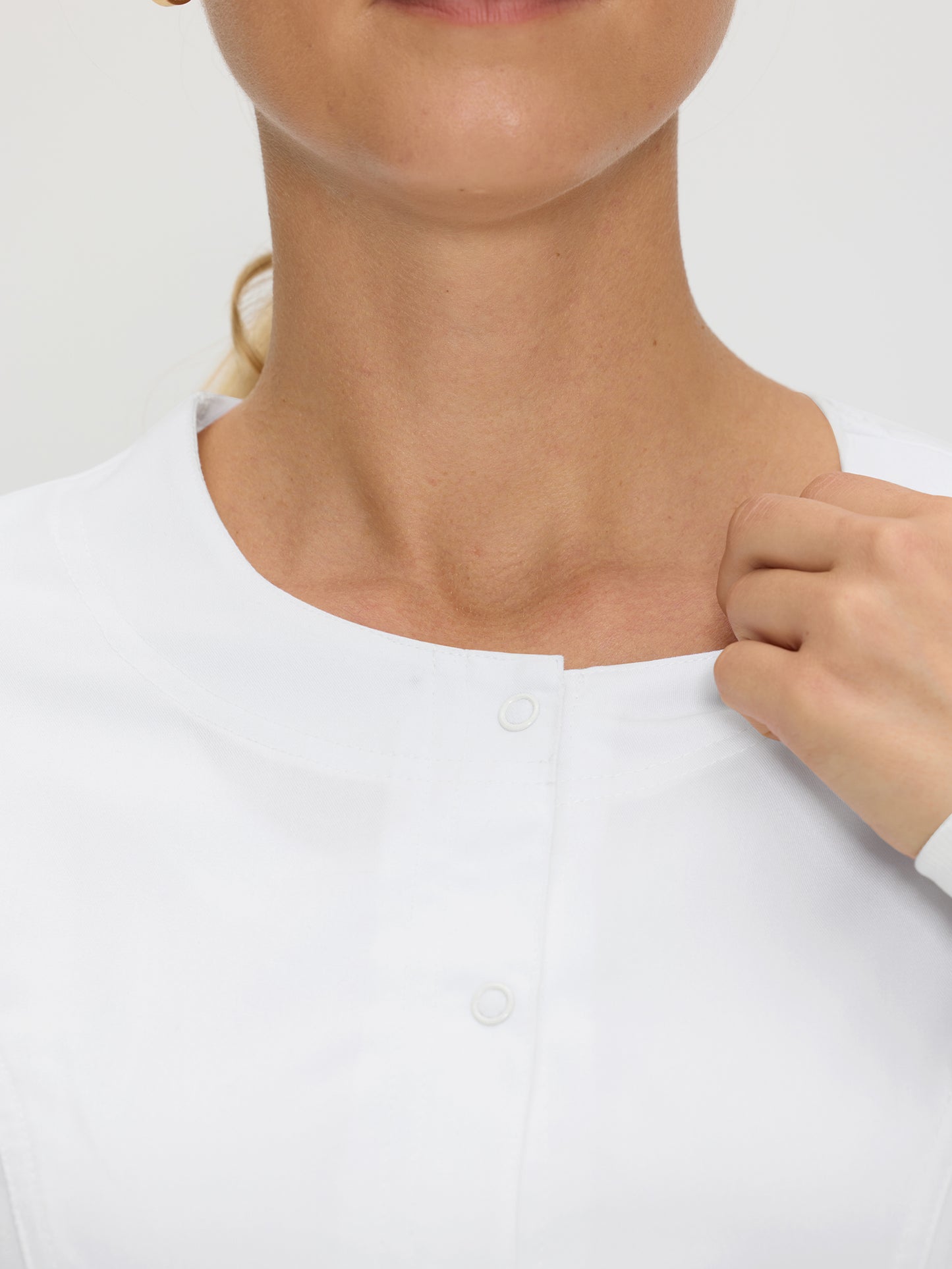 Scrub Jackets for Woman, Snap Front Nurse Jacket with 3 Pockets, Easy Care Soft Fabric