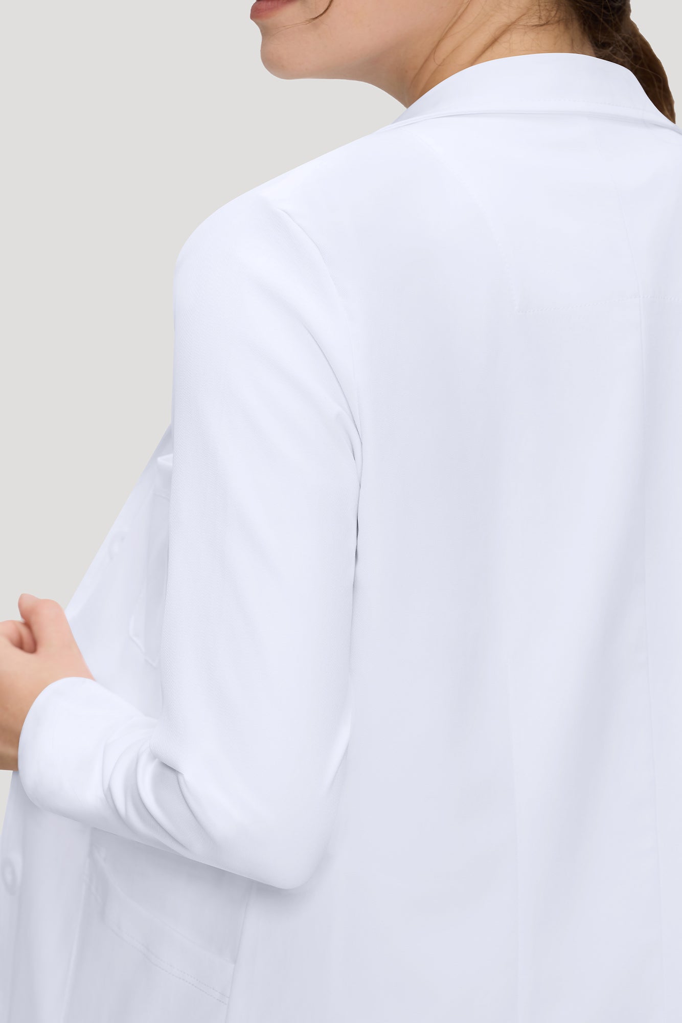 White Lab Coat for Women, Button Front Consultation Coat, White | 4 Pockets, Long Sleeve Layer, Soft Comfot Fabric, For Students, Doctors, Clinic Work, Daily Rounds, Workwear, Costume